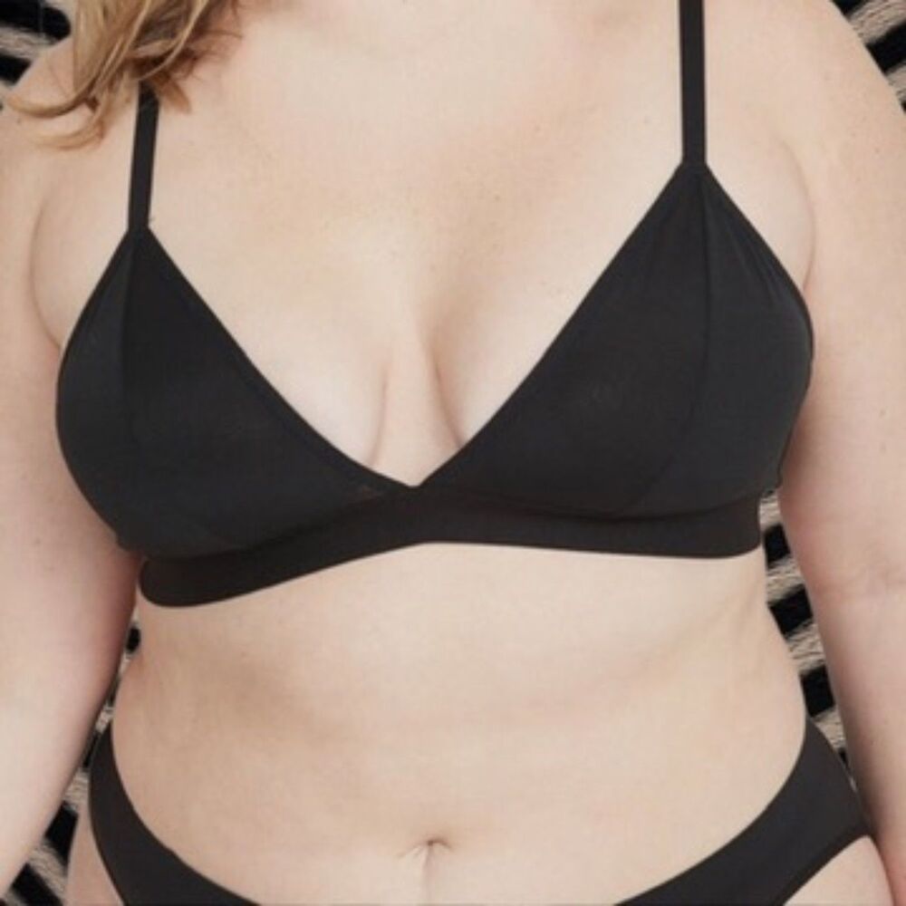 Old Navy Black Sheer Mesh Bralette - Large